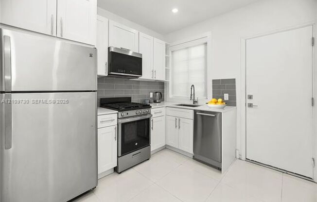 733 Michigan Ave cu-8, Miami Beach, FL 33139