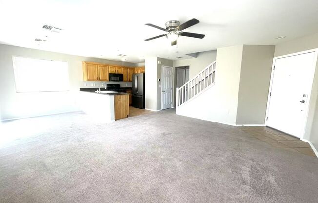 Spacious 3-Bedroom Home in Southwest Las Vegas – Great Location!