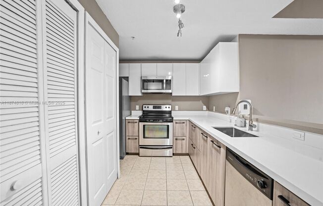5271 SW 8th Street 315, Miami, FL 33134