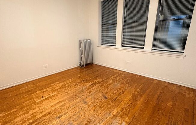 2 beds, 1 bath, 672 sqft, $1,150, Unit CA 139-1W