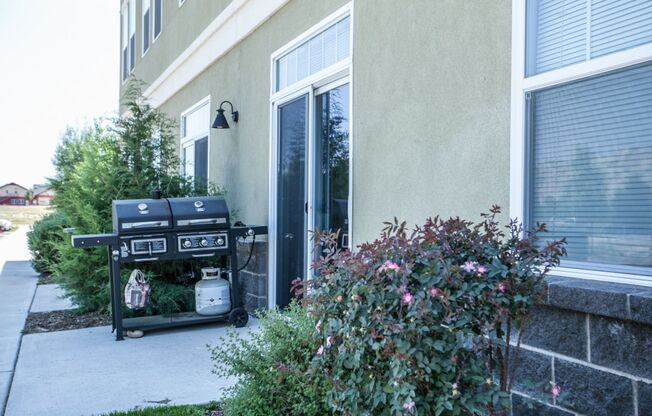 Sylvan Flats Apartments