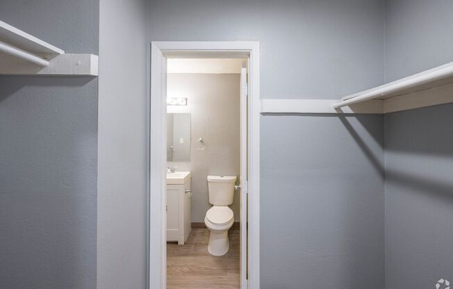 Studio, 1 bath, 378 sqft, $749, Unit 212