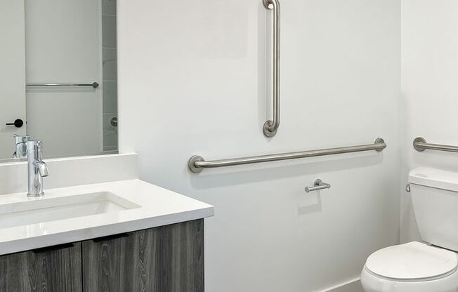 2 beds, 1 bath, 603 sqft, $1,825, Unit 5950-106