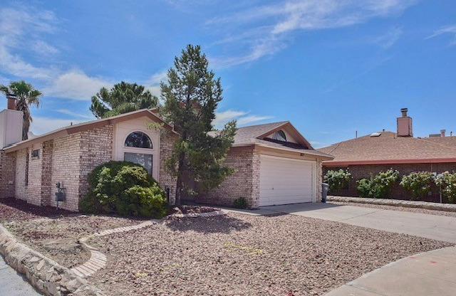 3012 SILVER LK PL