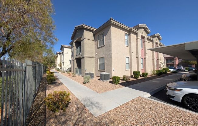 1 bed, 1 bath, $1,350, Unit bldg 22