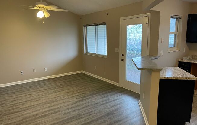 2 beds, 2 baths, $1,500