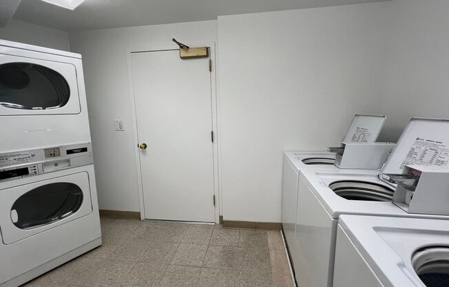 1 bed, 1 bath, $2,400, Unit # 823