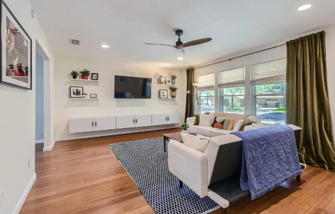 6004 LEISURE RUN RD