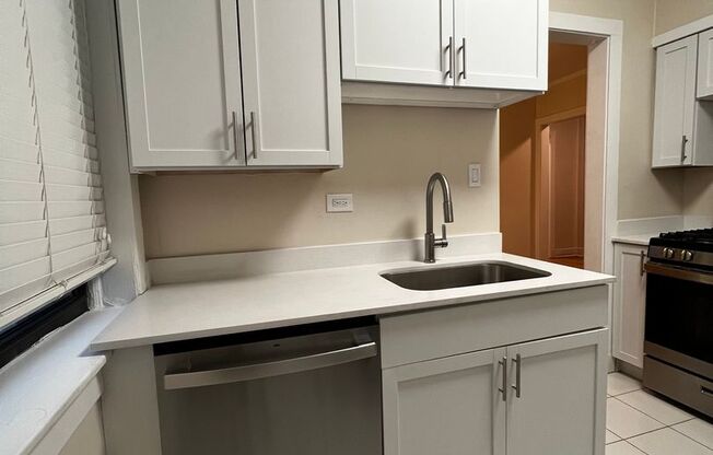 1 bed, 1 bath, 695 sqft, $1,745, Unit 207-1D