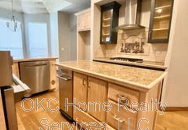 4 beds, 2.5 baths, 2,089 sqft, $2,350