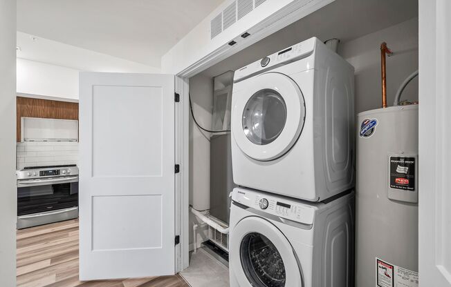 1 bed, 1 bath, 524 sqft, $1,350, Unit 301