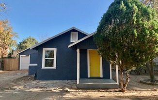 Spacious 3 bedroom 1 bath