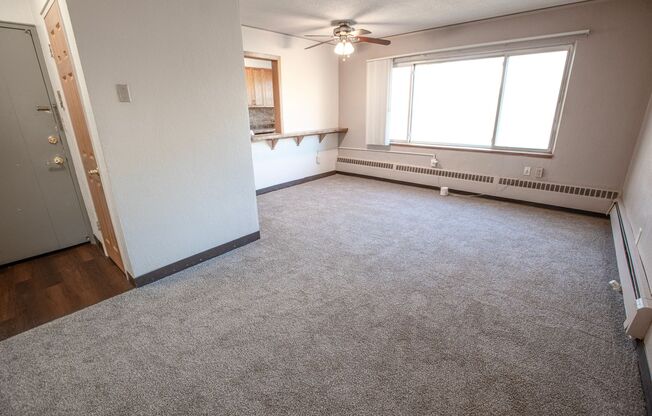 1 bed, 1 bath, 650 sqft, $945, Unit 3401-305