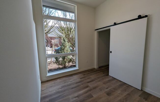1 bed, 1 bath, 630 sqft, $1,977, Unit 104