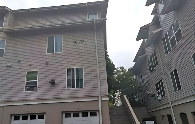 Cascade Crossing Apartments