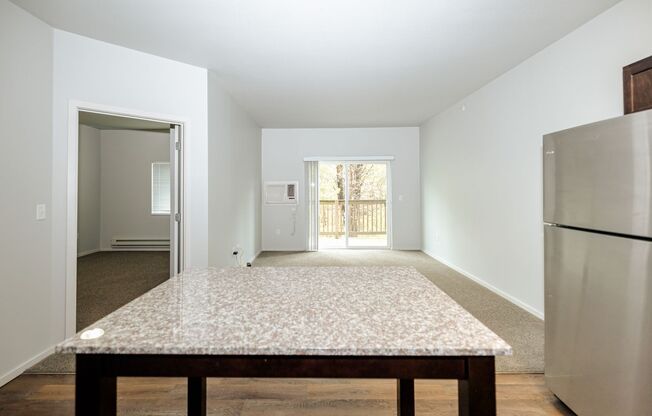 2 beds, 2 baths, 1,008 sqft, $1,770, Unit 315