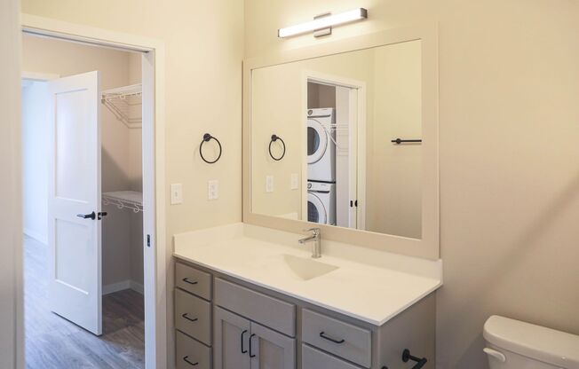 1 bed, 1 bath, 681 sqft, $1,500, Unit 212