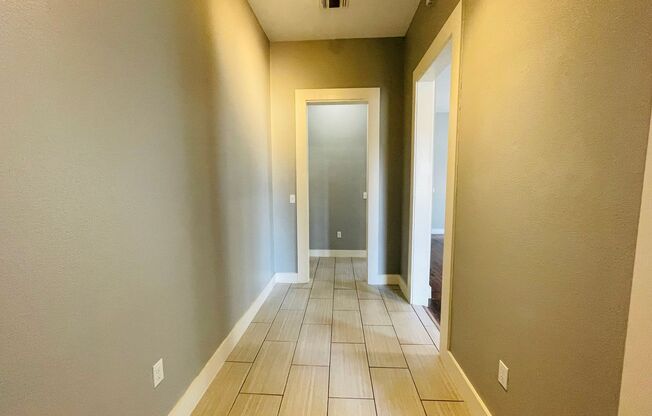 1818 E. Houston, San Antonio, TX 78202