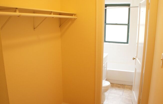 Studio, 1 bath, 482 sqft, $1,495, Unit 2330-3B
