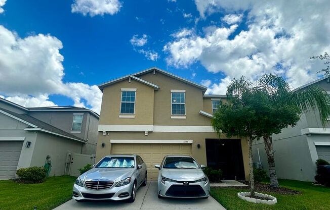 Beautiful 4-Bedroom Home for Rent in Wimauma, FL – Exceptional Value and Amenities