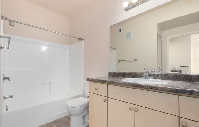 1 bed, 1 bath, $1,295