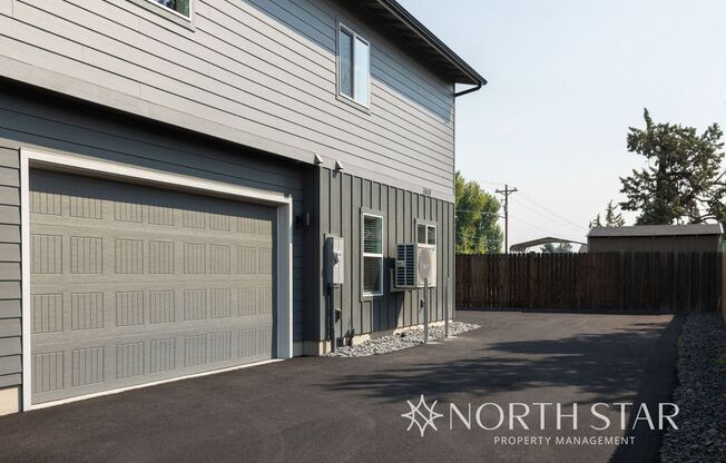 New, Bright & Spacious 3 bed/2.5 bath w/ Garage