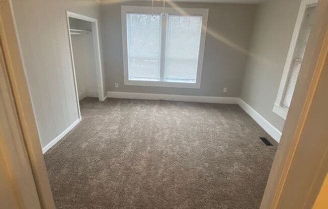 2 beds, 1 bath, 1,700 sqft, $2,150