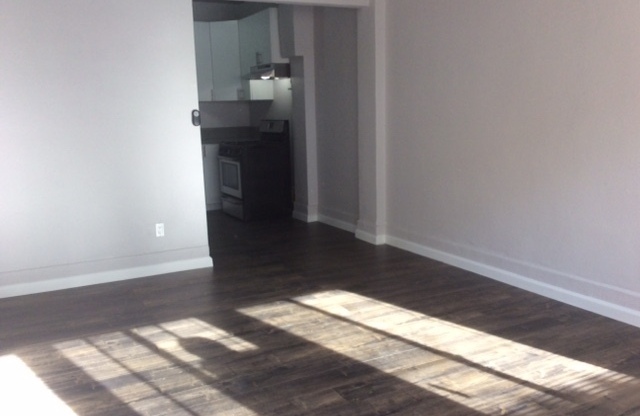 1 bed, 1 bath, $1,895, Unit 20