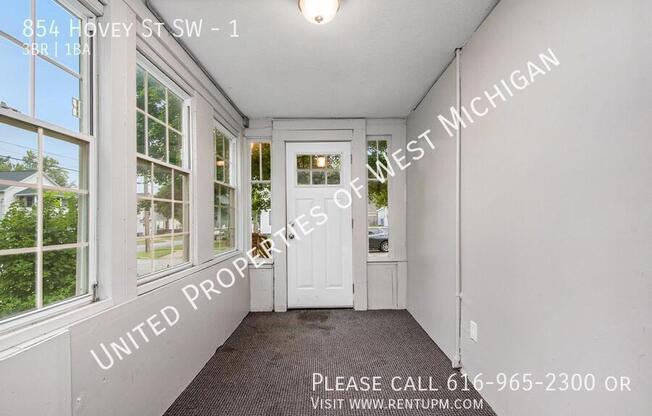 854 HOVEY ST SW