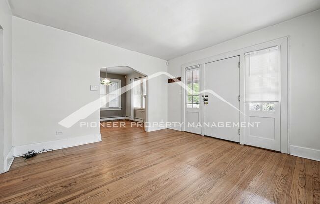 Bungalow in Wash Park with Washer/Dryer and Fenced Yard