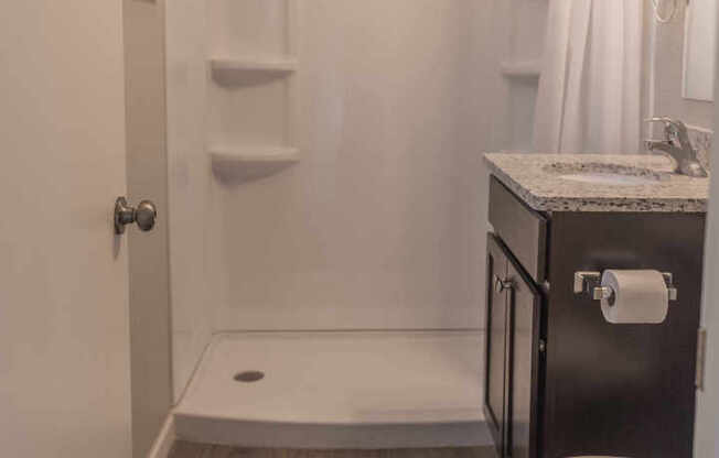 Studio, 1 bath, 225 sqft, $660