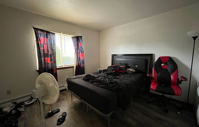 1 bed, 1 bath, $995, Unit 57