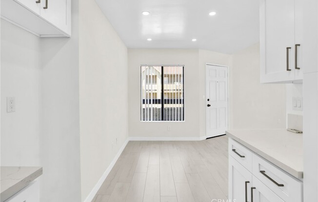 7750 LAUREL CYN BLVD