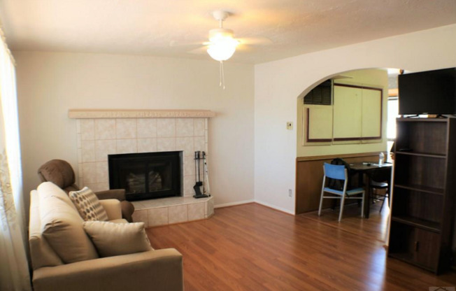 4 Bed ranch home in Pueblo with Garage!