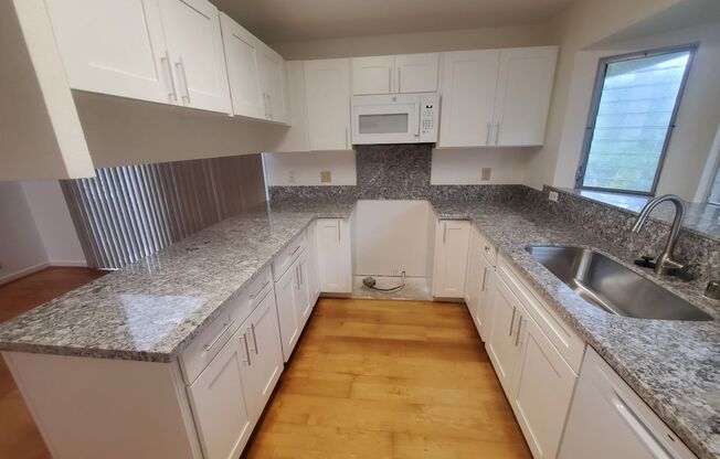 Kailua - Kailua Bluffs - 3 Bdrm/2 Bath/Garage - $4,500