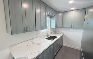 2 Bedrooms 2 full bathrooms apartment in San Ysidro.