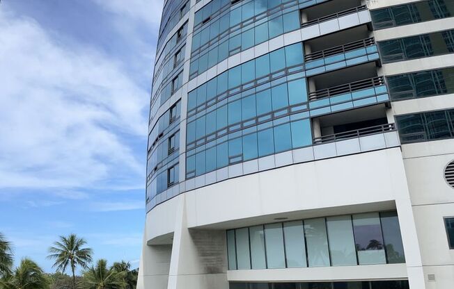 Furnished 2-bedroom with Amazing Ocean View