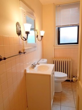 1 bed, 1 bath, $1,100, Unit Apt C