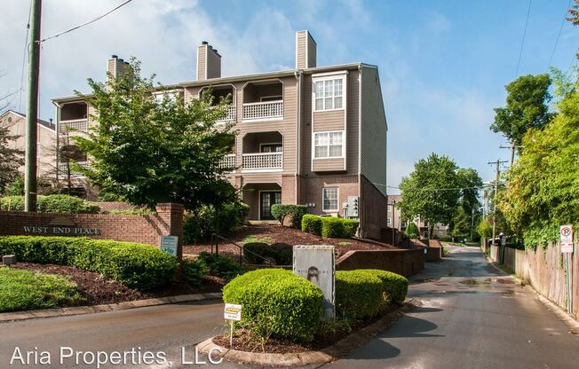127 West End Place