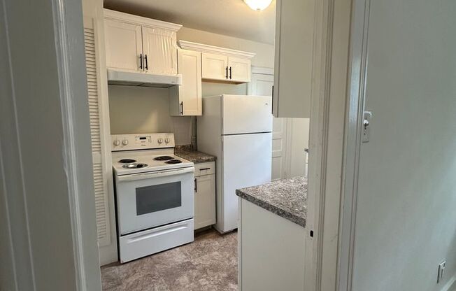 1 bed, 1 bath, 890 sqft, $975, Unit S748-4