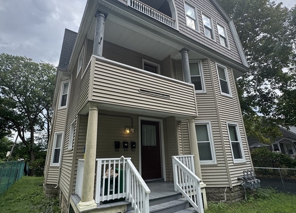 60 LAKEWOOD ST