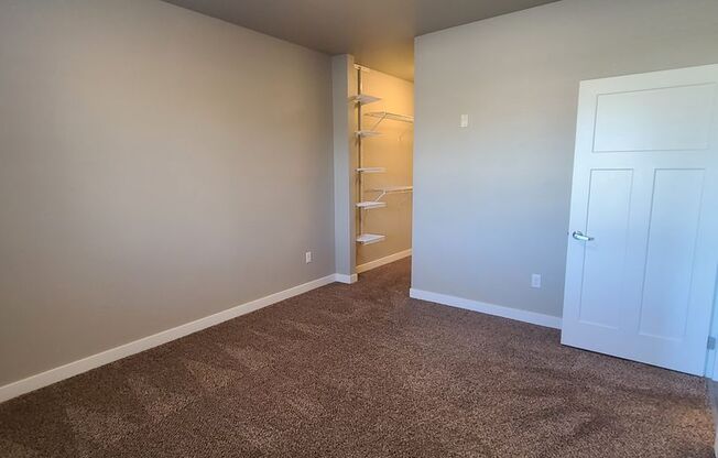 2 beds, 2 baths, $1,495, Unit 147