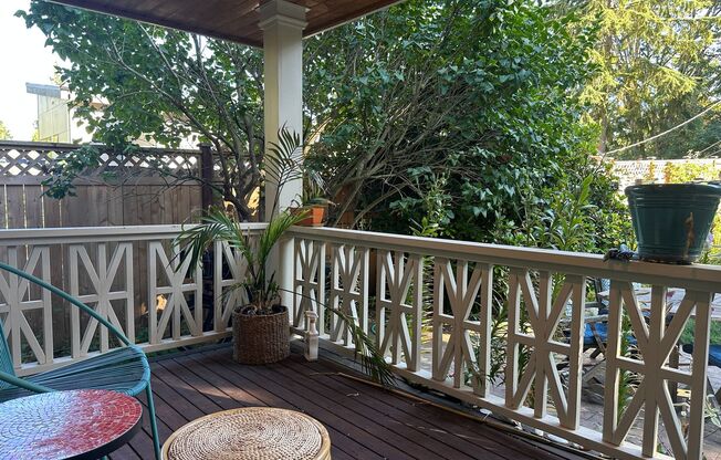 Gorgeous Maple Leaf Property - Huge Yard and Lots of Parking