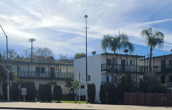 Coat of Arms Apts.