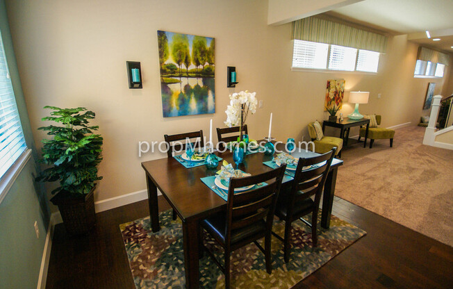 Arbor Oaks-Bethany- Beautiful Newer New Three Bedroom