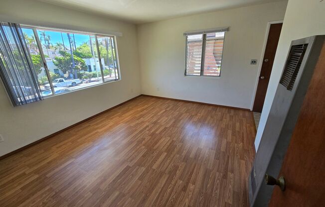 1St Ave. 3710***
