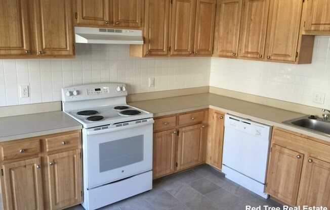 1133 COMMONWEALTH AVE