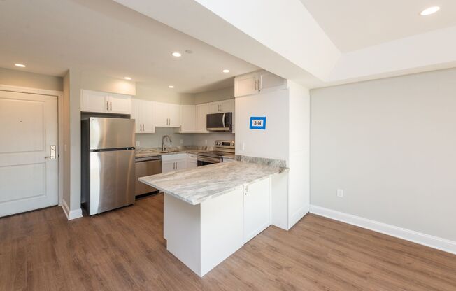 1 bed, 1 bath, 540 sqft, $1,995, Unit 201M