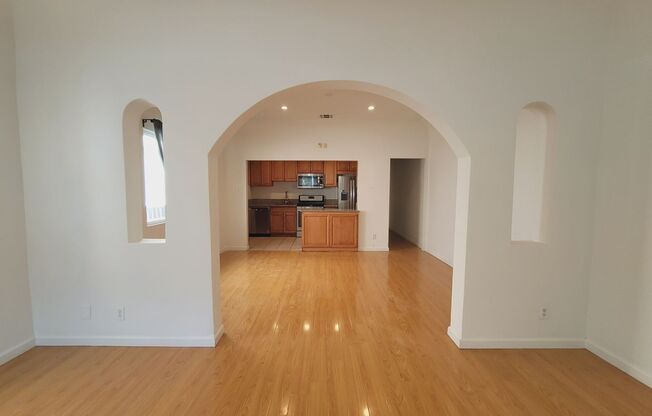 3933 Woolwine Dr