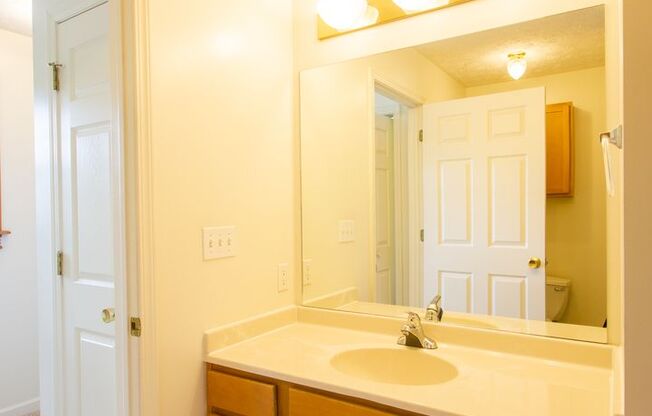 3 beds, 2 baths, 1,720 sqft, $2,255